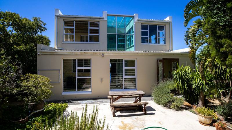 7 Bedroom Property for Sale in Walmer Estate Western Cape